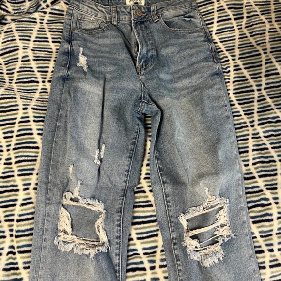 Jeans - Picture 4 of 4